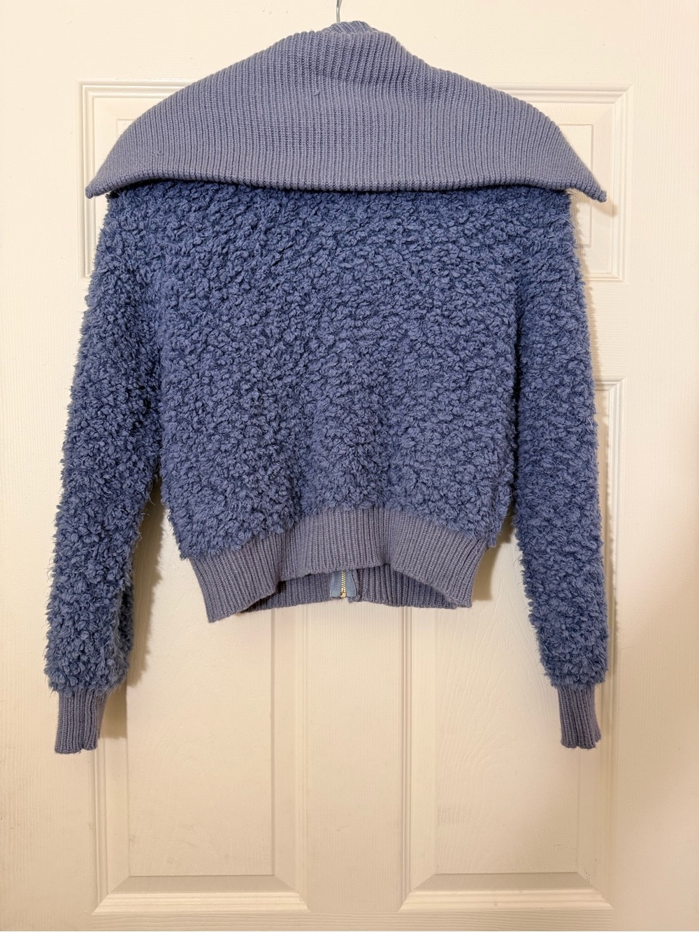Sherpa Jacket - Picture 2 of 4